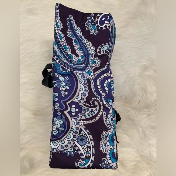 Vera Bradley Reactive Insulated Lunch Tote in Blue Paisley - Picture 5 of 7